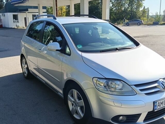 Сірий Фольксваген Golf Plus, об'ємом двигуна 1.4 л та пробігом 164 тис. км за 7700 $, фото 1 на Automoto.ua