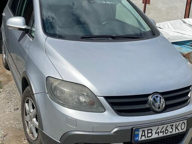Сірий Фольксваген Golf Plus, об'ємом двигуна 1.4 л та пробігом 201 тис. км за 7900 $, фото 1 на Automoto.ua
