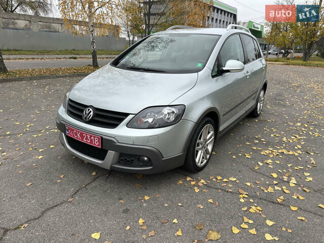 Сірий Фольксваген Golf Plus, об'ємом двигуна 1.4 л та пробігом 213 тис. км за 6900 $, фото 1 на Automoto.ua