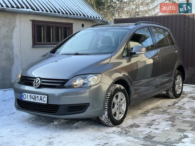 Серый Фольксваген Гольф Плюс, объемом двигателя 1.6 л и пробегом 232 тыс. км за 6700 $, фото 1 на Automoto.ua
