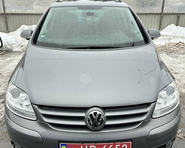 Сірий Фольксваген Golf Plus, об'ємом двигуна 1.4 л та пробігом 178 тис. км за 7300 $, фото 1 на Automoto.ua