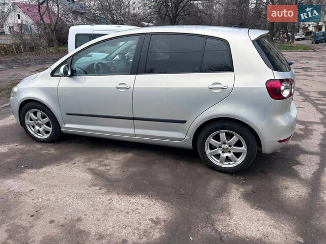 Серый Фольксваген Гольф Плюс, объемом двигателя 1.4 л и пробегом 190 тыс. км за 9200 $, фото 1 на Automoto.ua