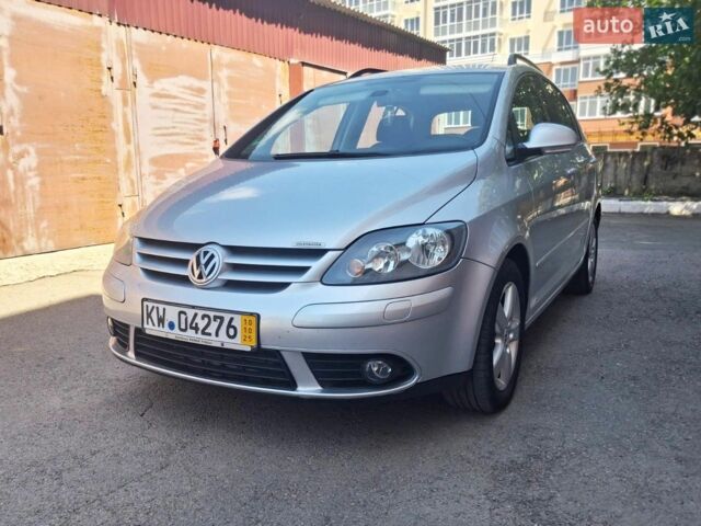 Сірий Фольксваген Golf Plus, об'ємом двигуна 1.4 л та пробігом 139 тис. км за 6100 $, фото 1 на Automoto.ua