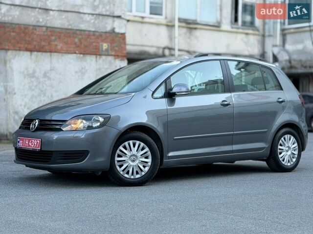 Сірий Фольксваген Golf Plus, об'ємом двигуна 1.6 л та пробігом 171 тис. км за 8499 $, фото 1 на Automoto.ua