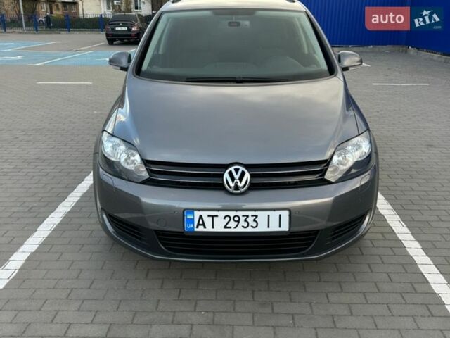 Серый Фольксваген Гольф Плюс, объемом двигателя 1.39 л и пробегом 242 тыс. км за 6400 $, фото 1 на Automoto.ua