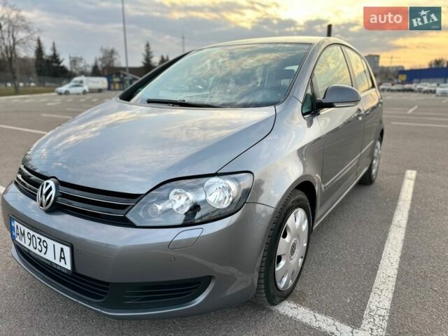 Сірий Фольксваген Golf Plus, об'ємом двигуна 1.4 л та пробігом 210 тис. км за 7350 $, фото 1 на Automoto.ua