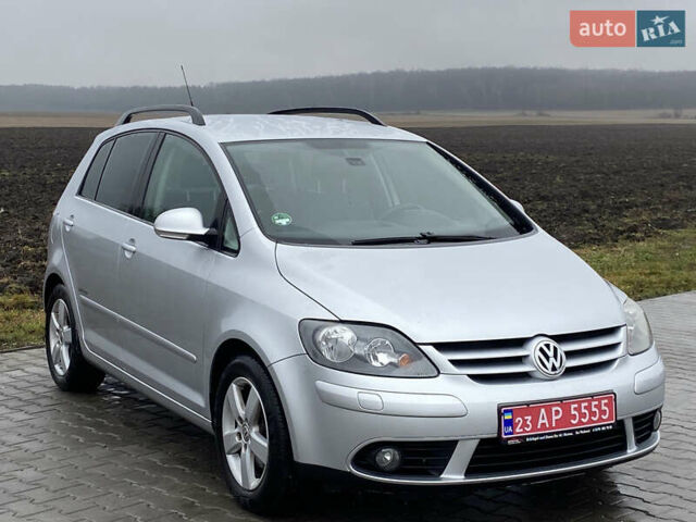 Сірий Фольксваген Golf Plus, об'ємом двигуна 1.4 л та пробігом 158 тис. км за 7300 $, фото 1 на Automoto.ua