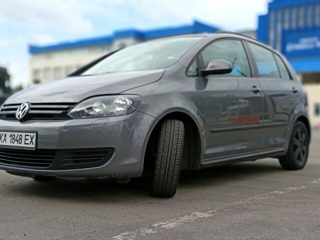 Сірий Фольксваген Golf Plus, об'ємом двигуна 1.4 л та пробігом 255 тис. км за 6800 $, фото 1 на Automoto.ua