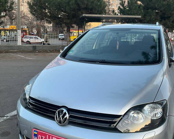 Серый Фольксваген Гольф Плюс, объемом двигателя 1.4 л и пробегом 161 тыс. км за 8400 $, фото 1 на Automoto.ua