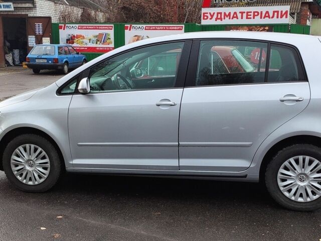 Сірий Фольксваген Golf Plus, об'ємом двигуна 1.6 л та пробігом 156 тис. км за 7900 $, фото 1 на Automoto.ua