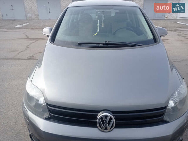 Сірий Фольксваген Golf Plus, об'ємом двигуна 1.6 л та пробігом 230 тис. км за 5200 $, фото 1 на Automoto.ua