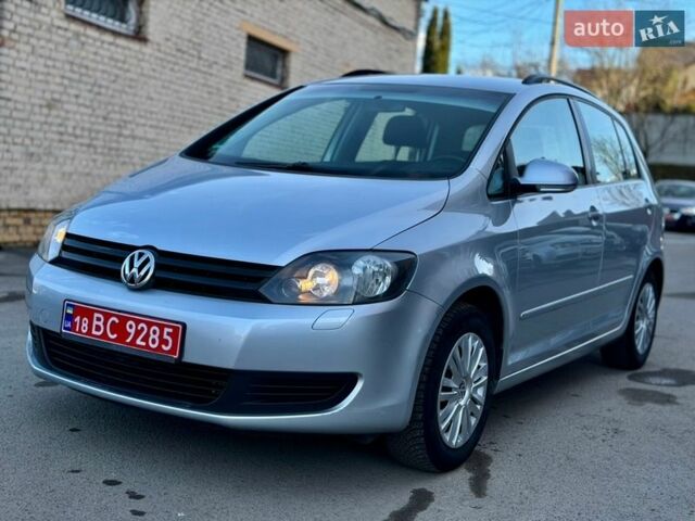 Серый Фольксваген Гольф Плюс, объемом двигателя 1.4 л и пробегом 188 тыс. км за 5999 $, фото 1 на Automoto.ua