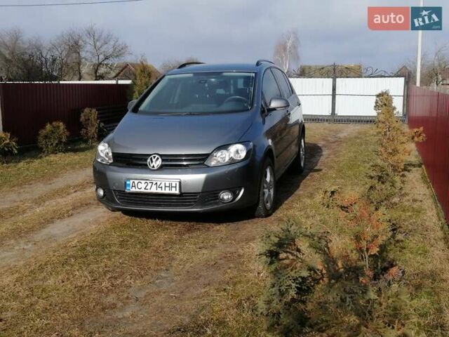 Серый Фольксваген Гольф Плюс, объемом двигателя 1.6 л и пробегом 245 тыс. км за 9000 $, фото 1 на Automoto.ua