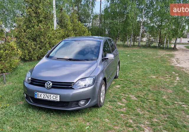 Фольксваген Гольф Плюс 2011 в Житомире на Automoto.ua Серый Фольксваген Гольф Плюс, объемом двигателя 1.6 л и пробегом 280 тыс. км за 7700 $, фото 1 на Automoto.ua