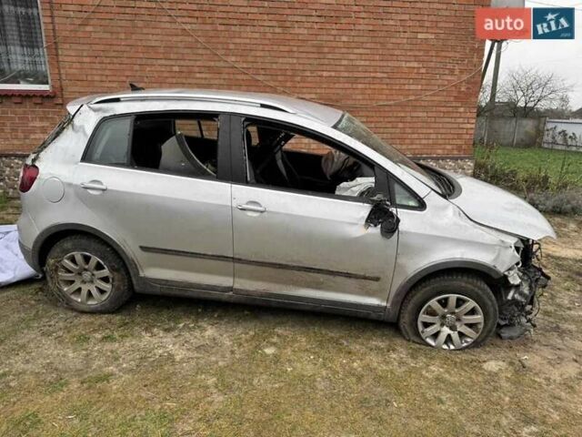 Сірий Фольксваген Golf Plus, об'ємом двигуна 1.6 л та пробігом 168 тис. км за 1900 $, фото 1 на Automoto.ua