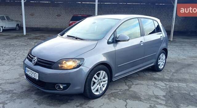 Серый Фольксваген Гольф Плюс, объемом двигателя 1.39 л и пробегом 179 тыс. км за 6700 $, фото 1 на Automoto.ua