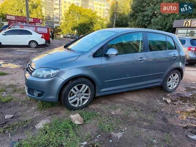 Серый Фольксваген Гольф Плюс, объемом двигателя 0 л и пробегом 165 тыс. км за 8500 $, фото 1 на Automoto.ua