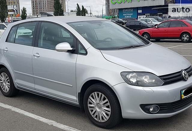 Сірий Фольксваген Golf Plus, об'ємом двигуна 1.4 л та пробігом 185 тис. км за 11500 $, фото 1 на Automoto.ua