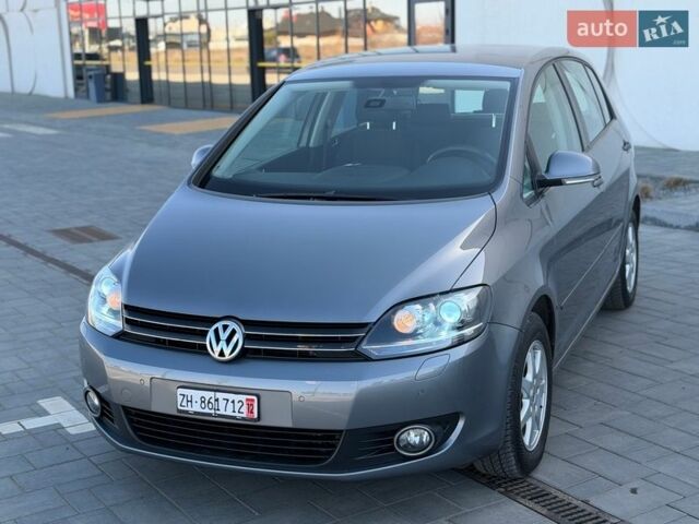 Серый Фольксваген Гольф Плюс, объемом двигателя 1.4 л и пробегом 156 тыс. км за 9100 $, фото 1 на Automoto.ua