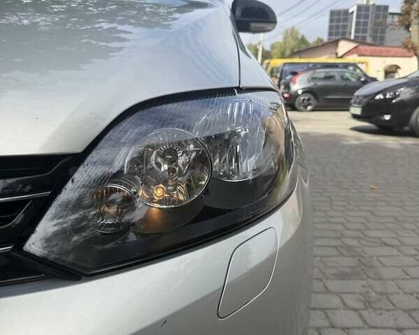 Серый Фольксваген Гольф Плюс, объемом двигателя 1.4 л и пробегом 212 тыс. км за 7000 $, фото 1 на Automoto.ua