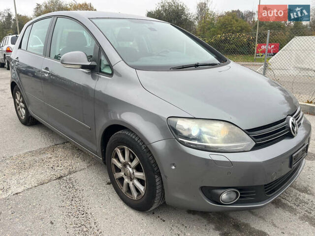 Серый Фольксваген Гольф Плюс, объемом двигателя 1.4 л и пробегом 176 тыс. км за 8999 $, фото 1 на Automoto.ua