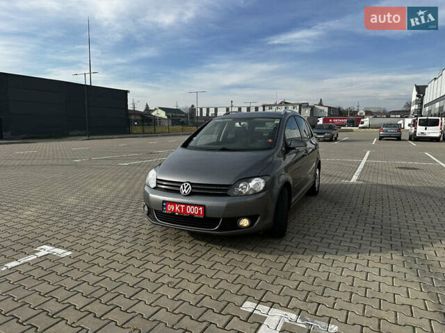 Сірий Фольксваген Golf Plus, об'ємом двигуна 1.6 л та пробігом 261 тис. км за 9150 $, фото 1 на Automoto.ua