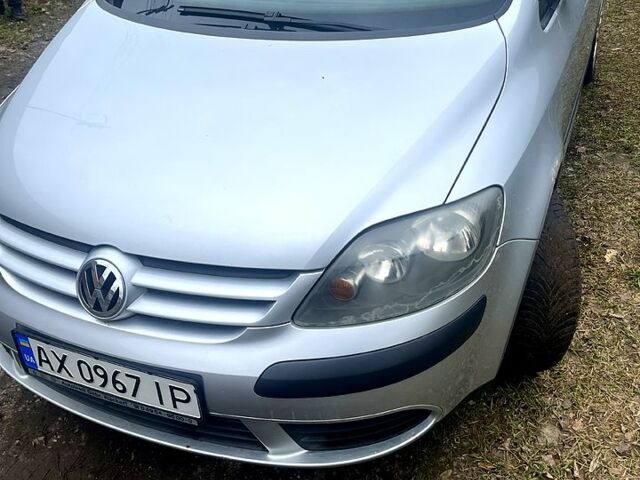 Серый Фольксваген Гольф Плюс, объемом двигателя 1.4 л и пробегом 0 тыс. км за 4300 $, фото 1 на Automoto.ua