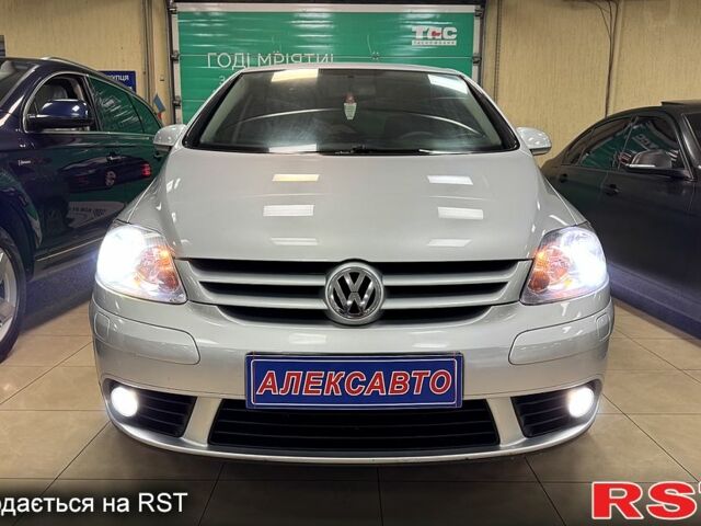 Фольксваген Golf Plus 2006 у Кропивницькому (Кіровограді) на Automoto.ua Сірий Фольксваген Golf Plus, об'ємом двигуна 1.6 л та пробігом 197 тис. км за 6300 $, фото 1 на Automoto.ua