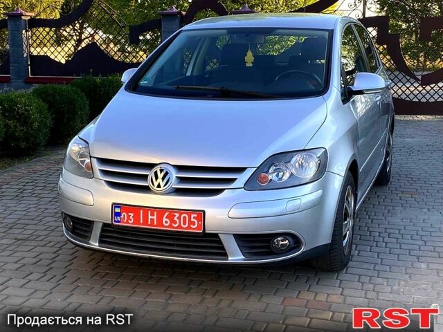 Сірий Фольксваген Golf Plus, об'ємом двигуна 1.6 л та пробігом 228 тис. км за 6200 $, фото 1 на Automoto.ua