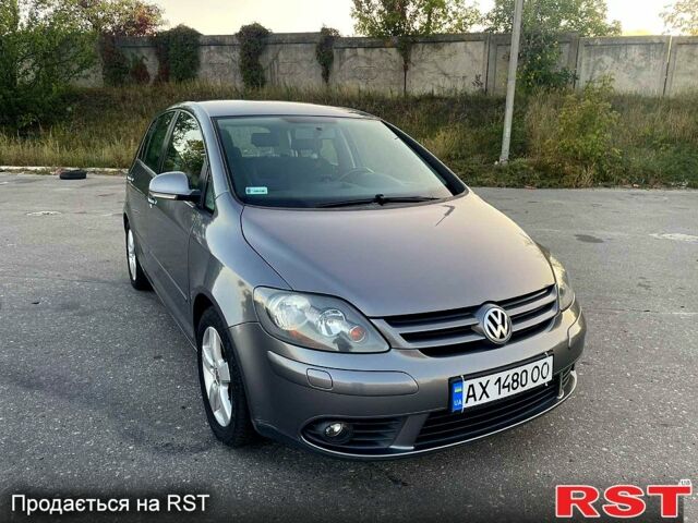 Сірий Фольксваген Golf Plus, об'ємом двигуна 1.6 л та пробігом 212 тис. км за 6000 $, фото 1 на Automoto.ua