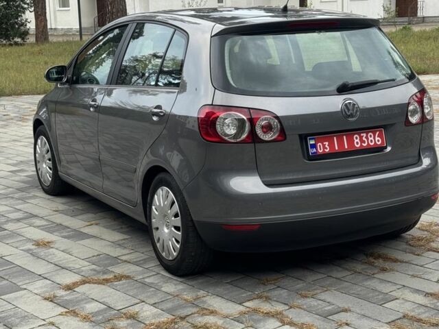 Сірий Фольксваген Golf Plus, об'ємом двигуна 1.4 л та пробігом 205 тис. км за 5972 $, фото 1 на Automoto.ua