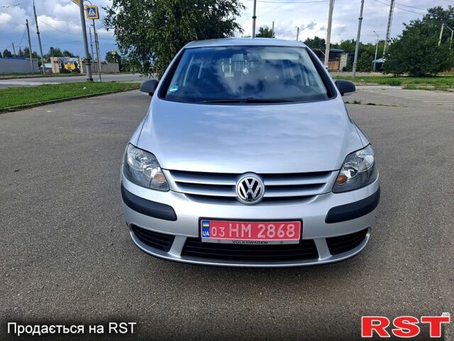 Сірий Фольксваген Golf Plus, об'ємом двигуна 1.6 л та пробігом 140 тис. км за 6750 $, фото 1 на Automoto.ua