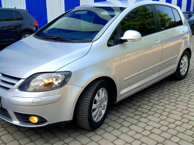 Серый Фольксваген Гольф Плюс, объемом двигателя 1.4 л и пробегом 181 тыс. км за 6500 $, фото 1 на Automoto.ua