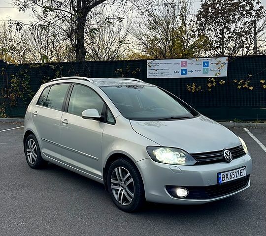 Сірий Фольксваген Golf Plus, об'ємом двигуна 1.4 л та пробігом 149 тис. км за 7900 $, фото 1 на Automoto.ua