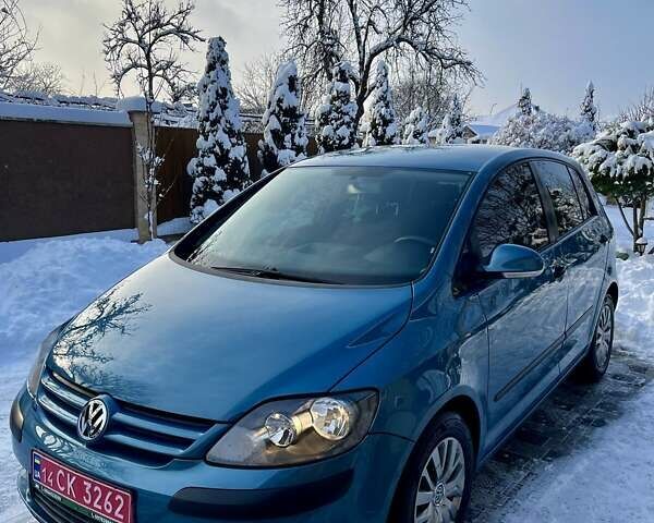 Синій Фольксваген Golf Plus, об'ємом двигуна 1.4 л та пробігом 179 тис. км за 5999 $, фото 1 на Automoto.ua