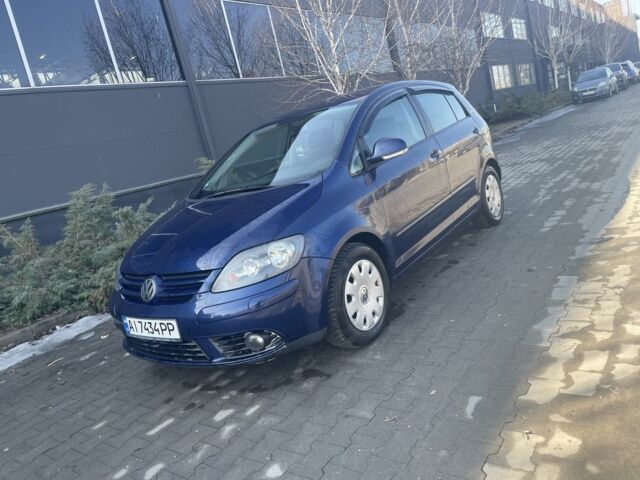 Синий Фольксваген Гольф Плюс, объемом двигателя 1.6 л и пробегом 230 тыс. км за 5400 $, фото 1 на Automoto.ua