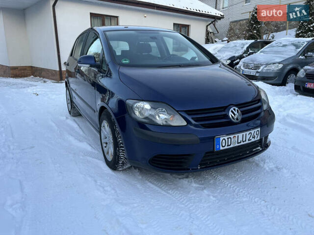 Синий Фольксваген Гольф Плюс, объемом двигателя 1.6 л и пробегом 197 тыс. км за 6600 $, фото 1 на Automoto.ua