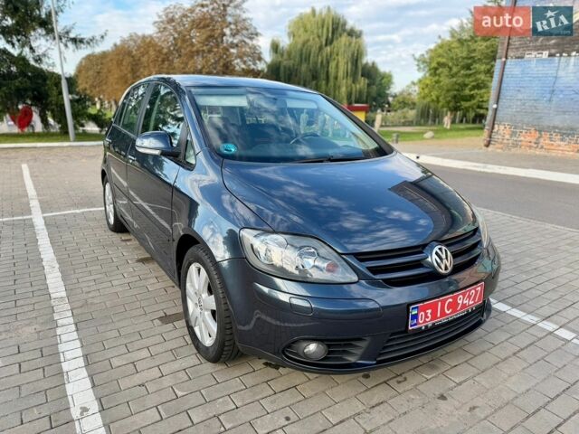 Синій Фольксваген Golf Plus, об'ємом двигуна 1.6 л та пробігом 238 тис. км за 7400 $, фото 1 на Automoto.ua