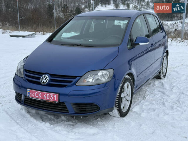 Синій Фольксваген Golf Plus, об'ємом двигуна 1.6 л та пробігом 202 тис. км за 5600 $, фото 1 на Automoto.ua