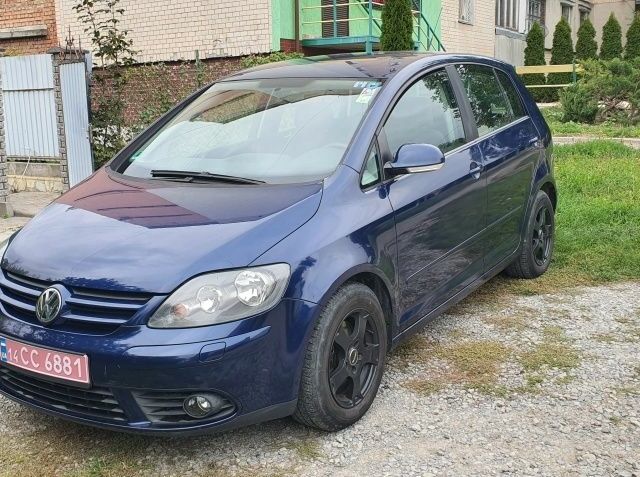 Синий Фольксваген Гольф Плюс, объемом двигателя 0 л и пробегом 186 тыс. км за 5500 $, фото 1 на Automoto.ua