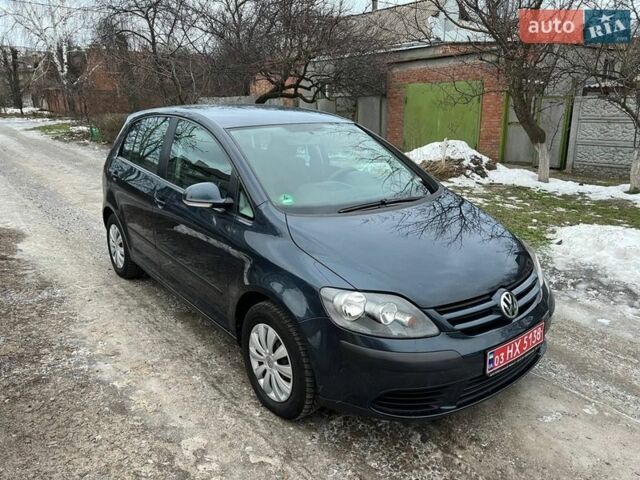 Синій Фольксваген Golf Plus, об'ємом двигуна 0 л та пробігом 200 тис. км за 4999 $, фото 1 на Automoto.ua