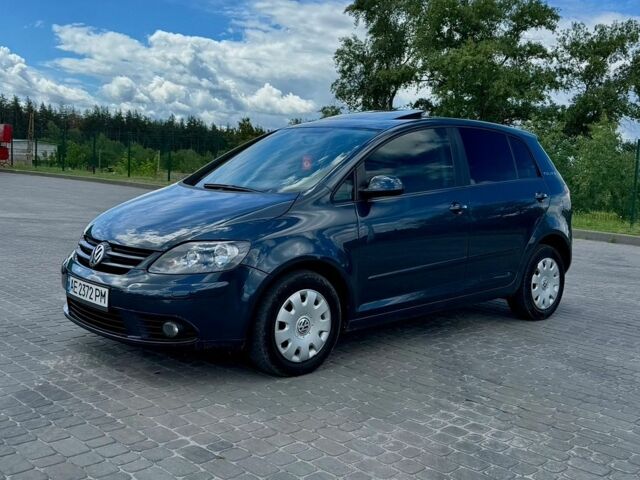 Синій Фольксваген Golf Plus, об'ємом двигуна 1.39 л та пробігом 302 тис. км за 5300 $, фото 1 на Automoto.ua