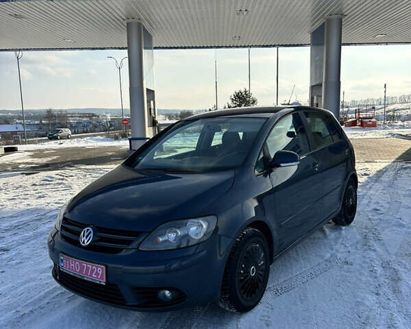 Синий Фольксваген Гольф Плюс, объемом двигателя 0 л и пробегом 227 тыс. км за 5950 $, фото 1 на Automoto.ua