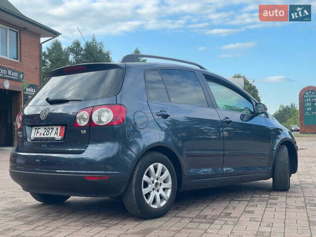 Синий Фольксваген Гольф Плюс, объемом двигателя 1.6 л и пробегом 195 тыс. км за 6898 $, фото 1 на Automoto.ua