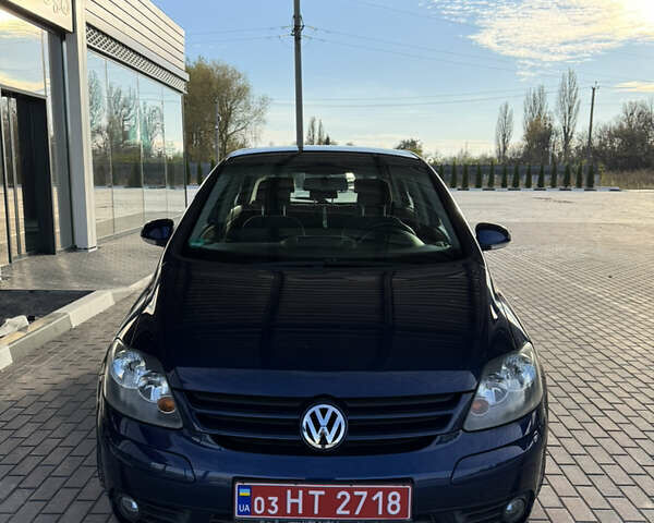 Синий Фольксваген Гольф Плюс, объемом двигателя 1.4 л и пробегом 190 тыс. км за 5999 $, фото 1 на Automoto.ua