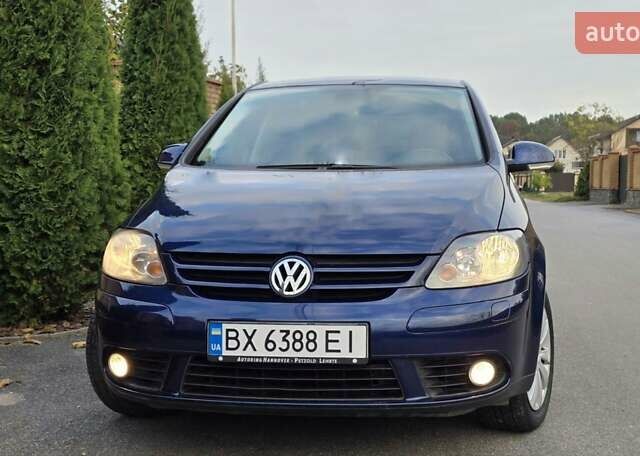 Синий Фольксваген Гольф Плюс, объемом двигателя 1.6 л и пробегом 260 тыс. км за 7500 $, фото 1 на Automoto.ua