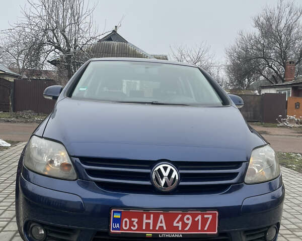 Синій Фольксваген Golf Plus, об'ємом двигуна 1.6 л та пробігом 257 тис. км за 6999 $, фото 1 на Automoto.ua