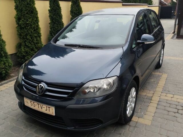 Синий Фольксваген Гольф Плюс, объемом двигателя 1.4 л и пробегом 256 тыс. км за 4950 $, фото 1 на Automoto.ua