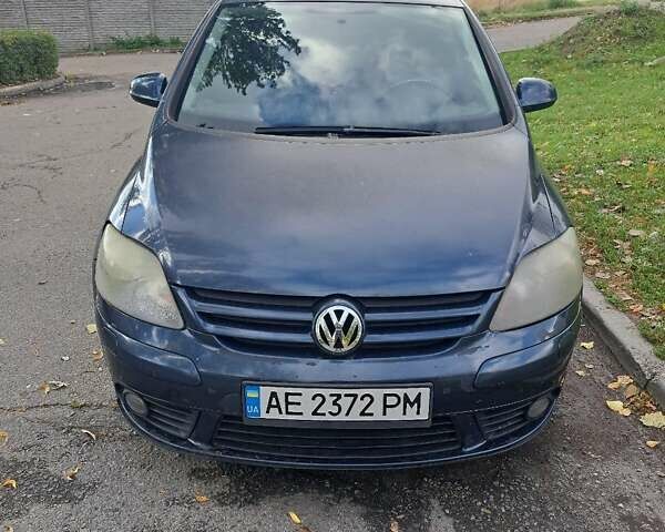 Фольксваген Гольф Плюс 2007 в Днепре (Днепропетровске) на Automoto.ua Синий Фольксваген Гольф Плюс, объемом двигателя 1.4 л и пробегом 300 тыс. км за 5000 $, фото 1 на Automoto.ua