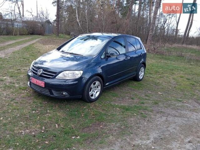 Синий Фольксваген Гольф Плюс, объемом двигателя 1.4 л и пробегом 233 тыс. км за 6690 $, фото 1 на Automoto.ua